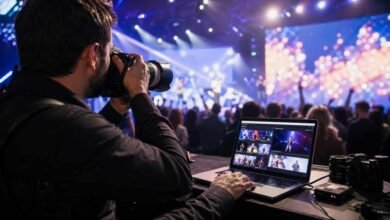 Compact Cameras and the Street Photographer's Quiet Advantage